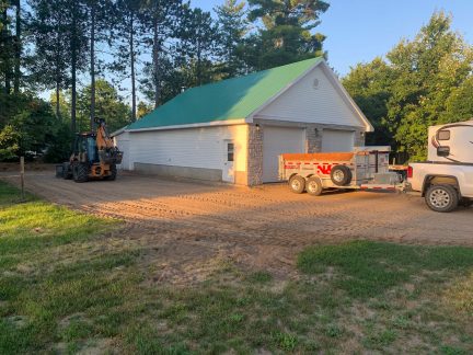 Residential and commercial excavation and septic installation service in Gatineau, Hull, Aylmer, Cantley, Chelsea, the greater Outaouais region and Ottawa